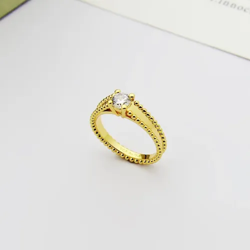 Van Cleef & Arpels Rings In Gold For Women #1414442