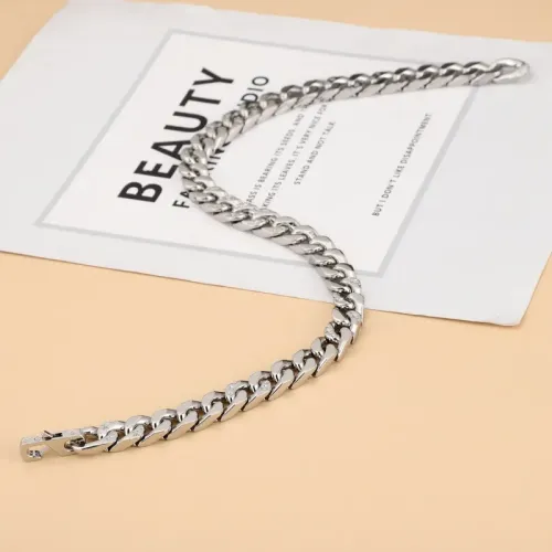 Replica Louis Vuitton Necklaces #1414549 $39.00 USD for Wholesale
