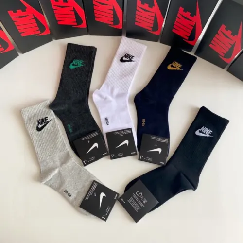Replica Nike Socks #1414823 $29.00 USD for Wholesale