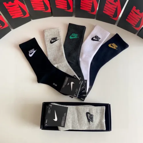 Replica Nike Socks #1414823 $29.00 USD for Wholesale