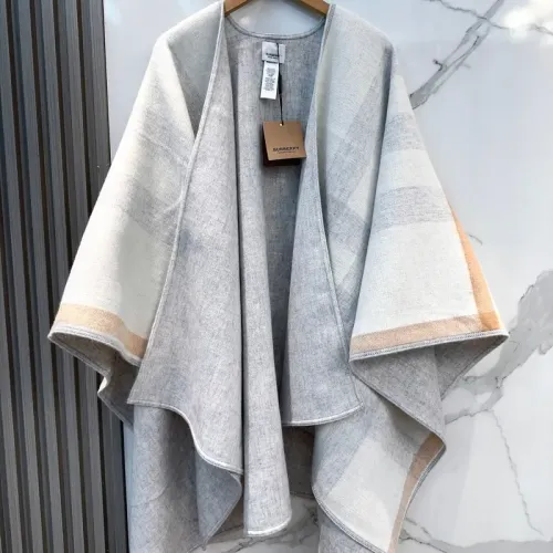 Burberry Poncho #1416129