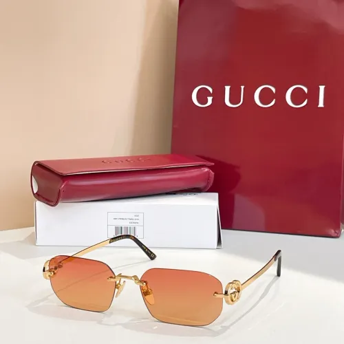 Gucci AAA Quality Sunglasses #1416367