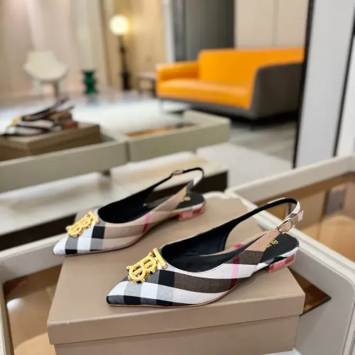 Burberry Sandal For Women #1417878