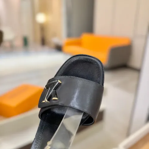 Replica Louis Vuitton Sandal For Women #1417895 $118.00 USD for Wholesale