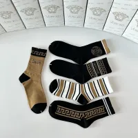 $29.00 USD Versace Socks #1407327