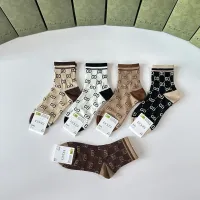 $27.00 USD Gucci Socks #1407332
