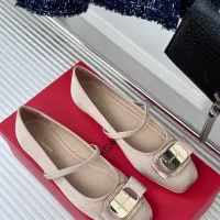 $102.00 USD Salvatore Ferragamo Flat Shoes For Women #1408911
