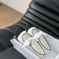 $102.00 USD Chanel Flat Shoes For Women #1409007