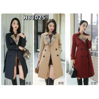 $160.00 USD Burberry Trench Coat Long Sleeved For Women #1410295