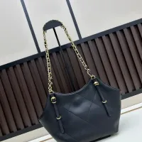 $88.00 USD Chanel AAA Quality Shoulder Bags For Women #1410833
