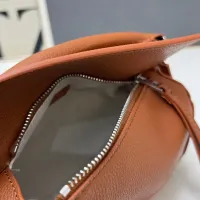 $98.00 USD LOEWE AAA Quality Messenger Bags For Women #1411188