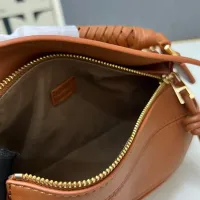 $98.00 USD LOEWE AAA Quality Messenger Bags For Women #1411190