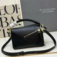 $105.00 USD LOEWE AAA Quality Messenger Bags For Women #1411202