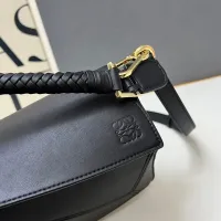 $105.00 USD LOEWE AAA Quality Messenger Bags For Women #1411202