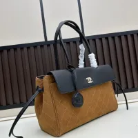 $108.00 USD Chanel AAA Quality Handbags For Women #1411689
