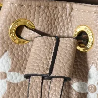 $42.00 USD Louis Vuitton Messenger Bags For Women #1412301