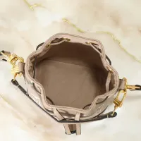 $42.00 USD Louis Vuitton Messenger Bags For Women #1412301