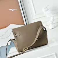 $245.00 USD Hermes AAA Quality Messenger Bags For Unisex #1412594