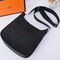 $125.00 USD Hermes AAA Quality Messenger Bags For Women #1412618