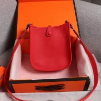 $96.00 USD Hermes AAA Quality Messenger Bags For Women #1412633