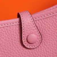 $105.00 USD Hermes AAA Quality Messenger Bags For Women #1412634