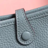$96.00 USD Hermes AAA Quality Messenger Bags For Women #1412644
