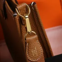 $105.00 USD Hermes AAA Quality Messenger Bags For Women #1412645