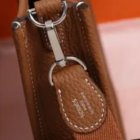 $96.00 USD Hermes AAA Quality Messenger Bags For Women #1412646