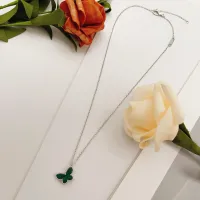 $32.00 USD Van Cleef & Arpels Necklaces For Women #1413245