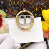 $25.00 USD Christian Dior Brooches For Women #1413381