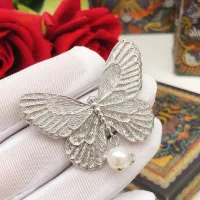 $27.00 USD Christian Dior Brooches For Women #1413392