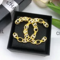 $32.00 USD Chanel Brooches For Women #1413405