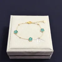 $48.00 USD Van Cleef & Arpels Bracelets For Women #1413493