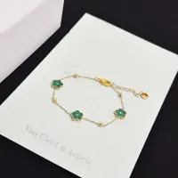 $48.00 USD Van Cleef & Arpels Bracelets For Women #1413493