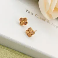 $25.00 USD Van Cleef & Arpels Earrings For Women #1413530