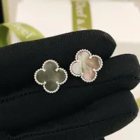$25.00 USD Van Cleef & Arpels Earrings For Women #1413535