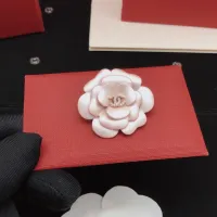$32.00 USD Chanel Brooches For Women #1414178