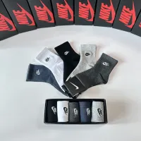 $29.00 USD Nike Socks #1414820