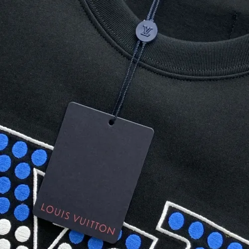 Replica Louis Vuitton LV T-Shirts Short Sleeved For Men #1418321 $60.00 USD for Wholesale