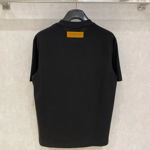 Replica Louis Vuitton LV T-Shirts Short Sleeved For Men #1418331 $64.00 USD for Wholesale