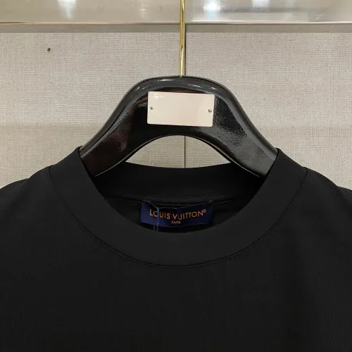 Replica Louis Vuitton LV T-Shirts Short Sleeved For Men #1418335 $64.00 USD for Wholesale