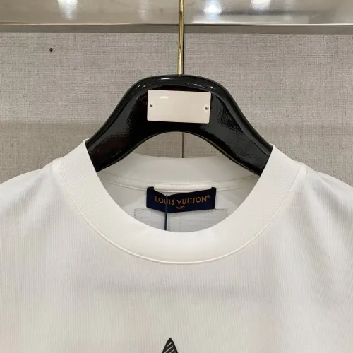 Replica Louis Vuitton LV T-Shirts Short Sleeved For Men #1418362 $64.00 USD for Wholesale