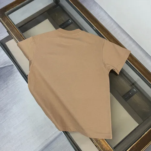 Replica Louis Vuitton LV T-Shirts Short Sleeved For Unisex #1419960 $29.00 USD for Wholesale