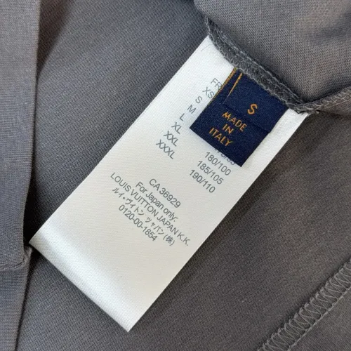 Replica Louis Vuitton LV T-Shirts Short Sleeved For Unisex #1419961 $29.00 USD for Wholesale