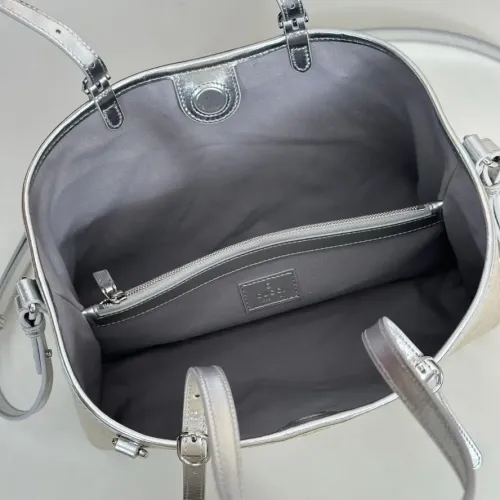 Replica Gucci AAA Quality Shoulder Bags For Women #1420191 $175.00 USD for Wholesale