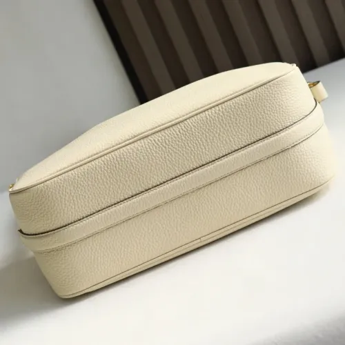 Replica Gucci AAA Quality Shoulder Bags For Women #1420357 $182.00 USD for Wholesale