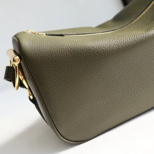 Replica Gucci AAA Quality Shoulder Bags For Women #1420358 $182.00 USD for Wholesale