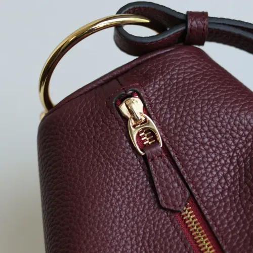 Replica Gucci AAA Quality Shoulder Bags For Women #1420359 $182.00 USD for Wholesale