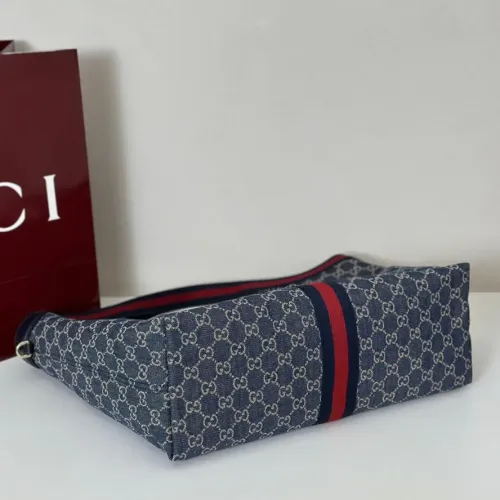 Replica Gucci AAA Quality Handbags For Women #1420361 $170.00 USD for Wholesale