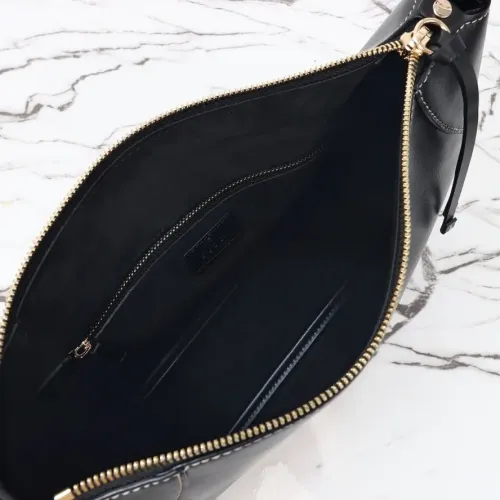 Replica Gucci AAA Quality Shoulder Bags For Women #1420527 $182.00 USD for Wholesale